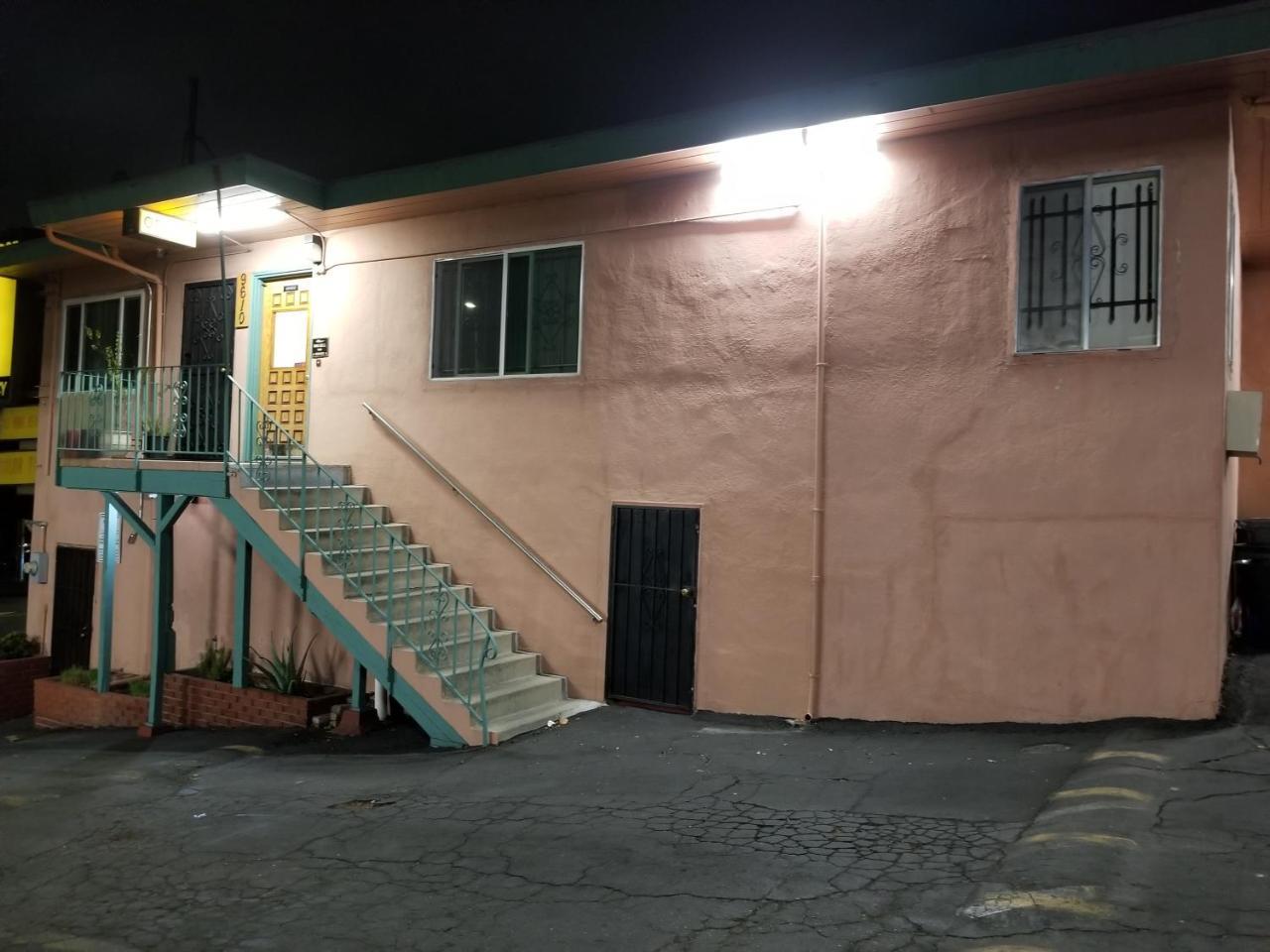 Travis Lodge Motel 16 Oakland Exterior foto